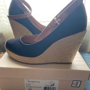 Casual Black Wedge Heels